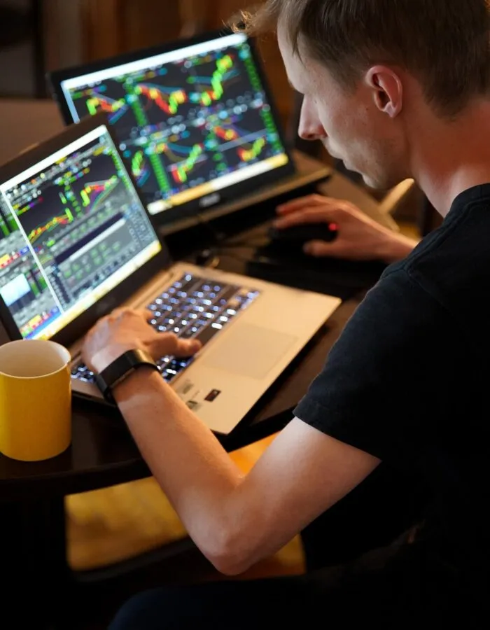 EliteAlgo trading room